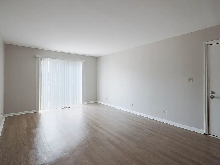 The Jefferson Apartments — Photo 142