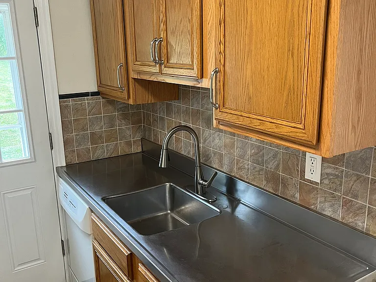 711 Vallevista Ave — Photo 9