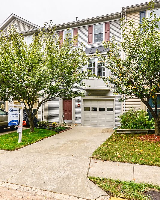 1st image of 13804 Branham Ct