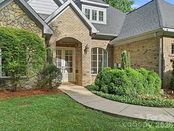4th image of 9831 Minnie Lemmond Ln
