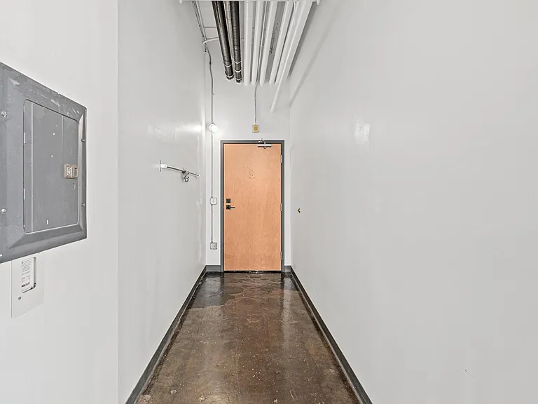 500 Robert St #401 — Photo 17
