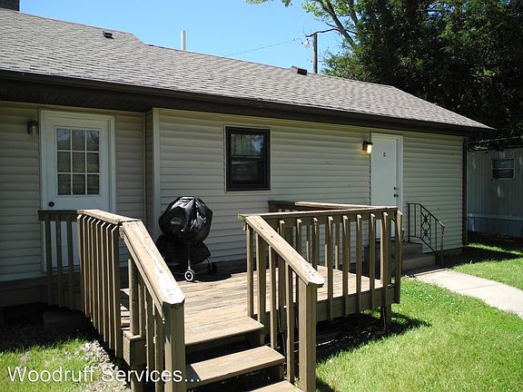 3rd image of 714 E College St Lot B