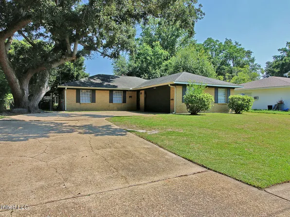 5 Lafayette Pl, Gulfport, MS 39507