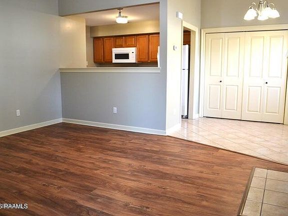 4th image of 319 Artisan Rd APT A