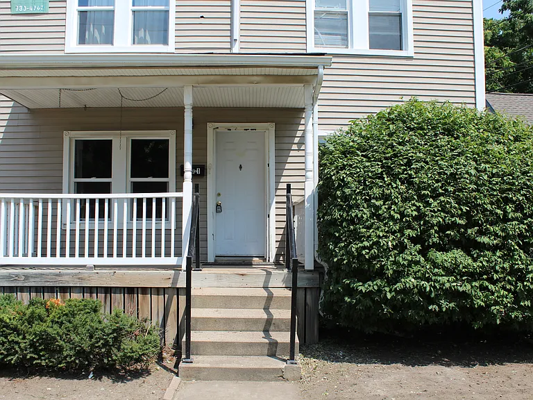110 Ballard St #1 — Photo 24