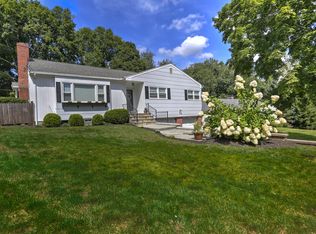 73 Casmir Dr, Fairfield, CT 06825