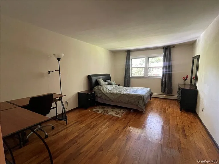4 Cornwallis Rd — Photo 13