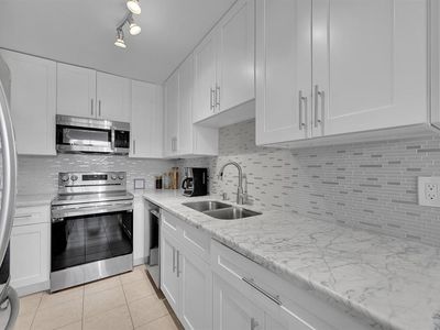 1001 Flame Vine Avenue #201, Delray Beach, FL, 33445