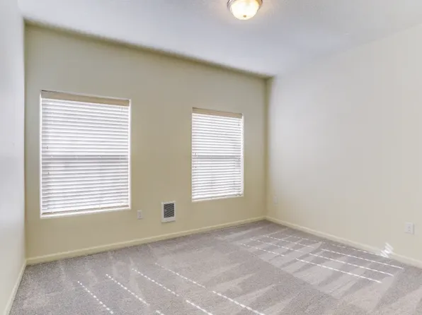 16280 SW 113th Ave APT 103, Tigard, OR 97224