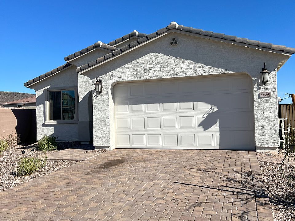 1st image of 32091 N 124th Dr