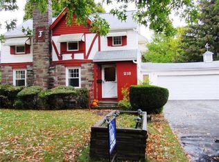 218 Rogers Pkwy, Rochester, NY 14617