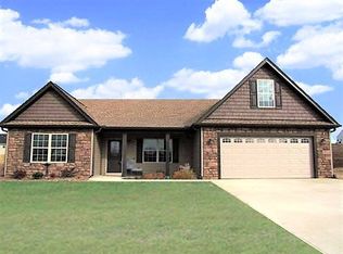 511 Ellersly Ct, Boiling Springs, SC 29316