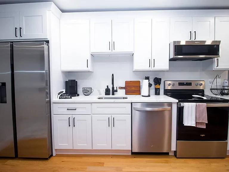 16-18 Peckham Ave #1 — Photo 2
