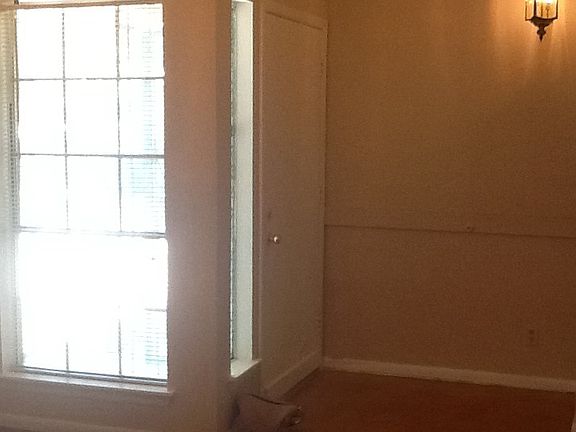 Entry  room