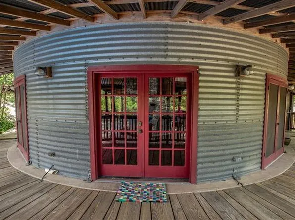 450 Oakwood Loop, San Marcos, TX 78666