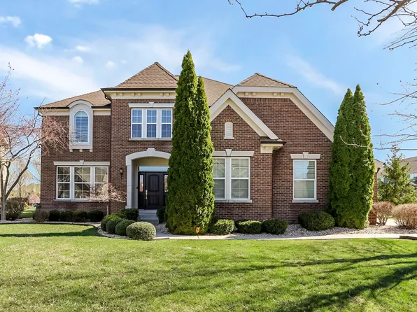 5903 Oakmont Blvd, Bargersville, IN 46106