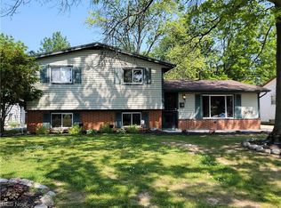5879 Lehman Dr, Bedford Heights, OH