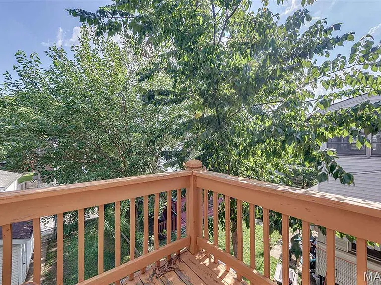 5058 Winona Ave — Photo 21