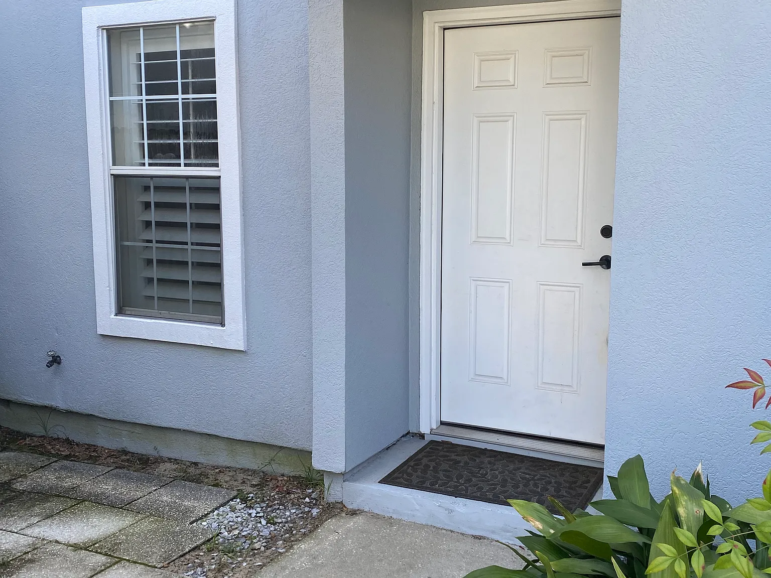 2 bed, 2.5 bath, 1166 sqft, $1,995 — Photo 2