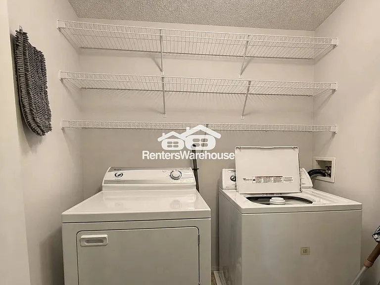 400 Horizon Dr SE — Photo 15