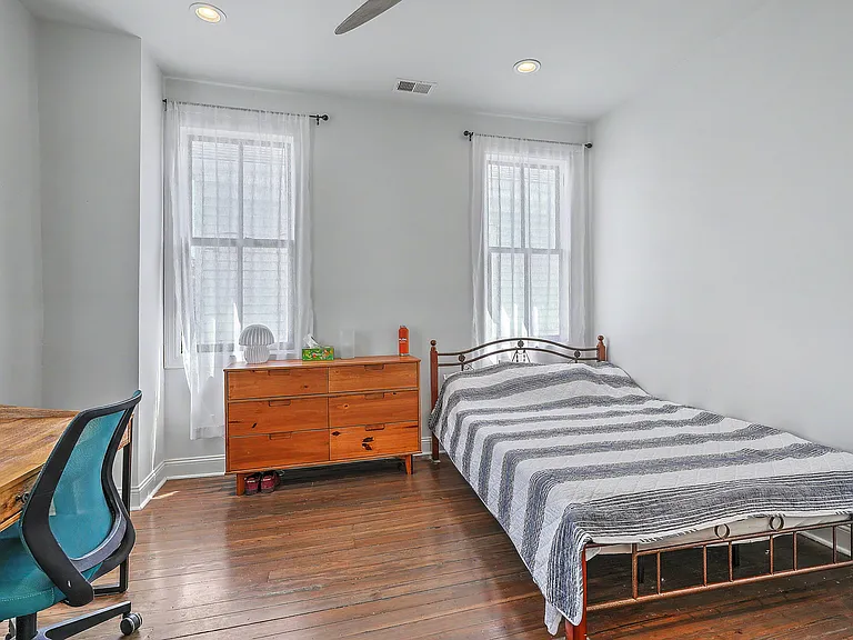 272 Coming St #C — Photo 19
