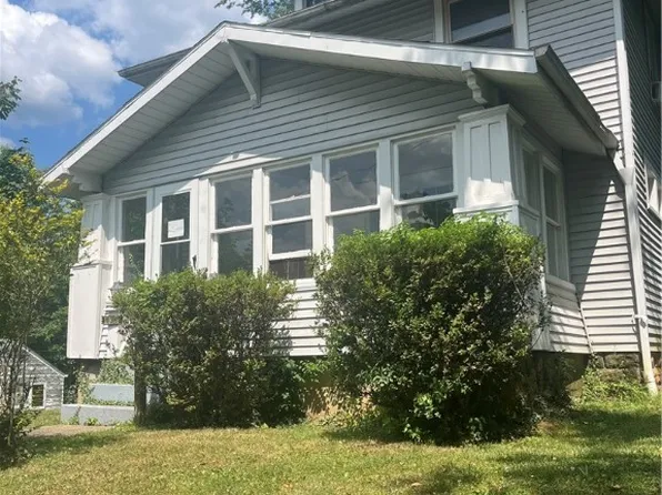 436 N 11th St, Cambridge, OH 43725