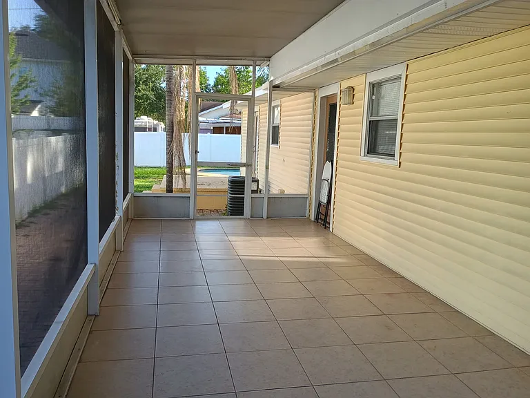 3305 W Nassau St — Photo 9