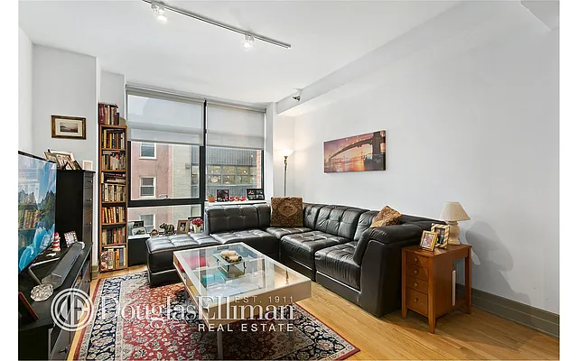 Rented by Douglas Elliman | media 6