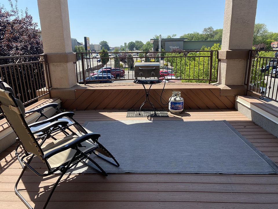 Private balcony