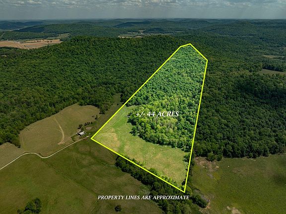 2nd image of 2 Simpson Hollow Rd #1