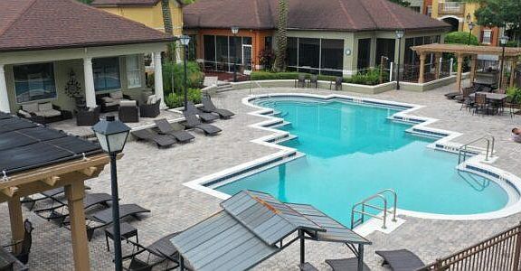Crest at Wateford Lakes Pool