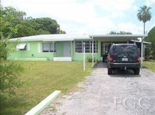 401 E Cleveland Ln, Lehigh Acres, FL 33936