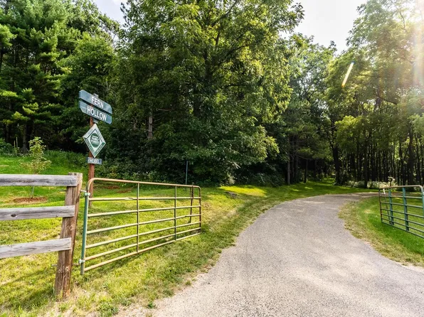 4349 Freds DRIVE, Ridgeway, WI 53582
