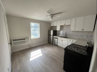 1524 Mosstree Rd #B, North Charleston, SC 29405