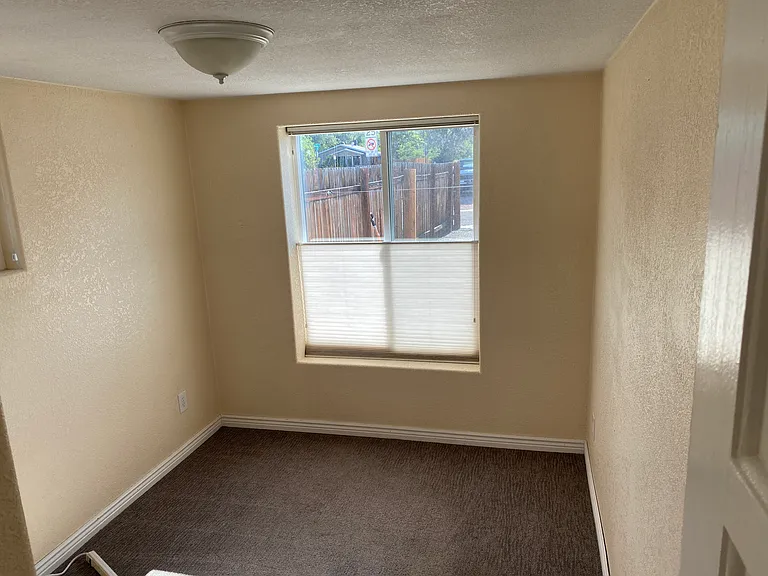 3rd bedroom queen sized
