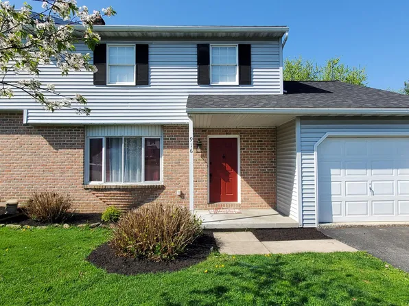 916 Timber Ln, Sinking Spring, PA 19608
