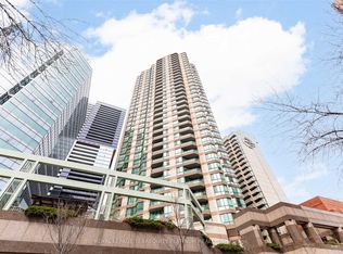 38 Elm St #2112-C01, Toronto, ON M5G 2K5