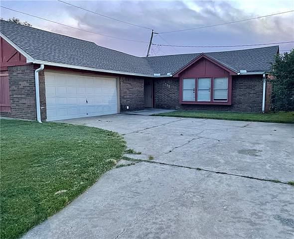 1st image of 2901 English Colony Dr
