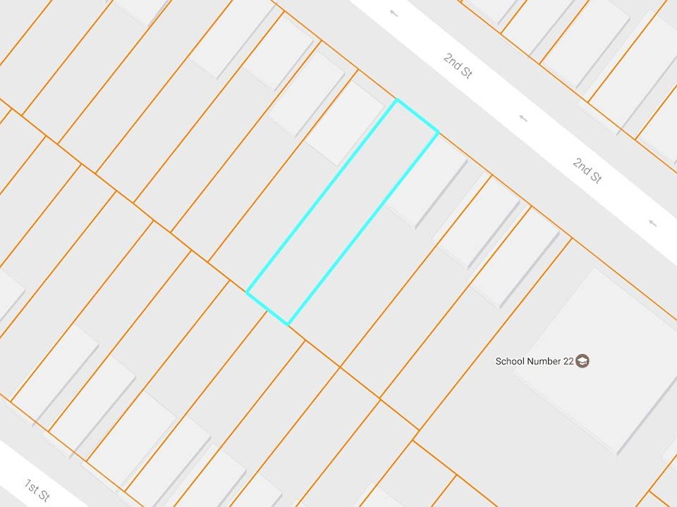 2nd image of 302 2nd St