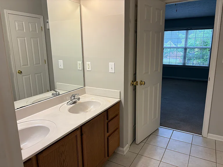 9406 Harlow Ct — Photo 15