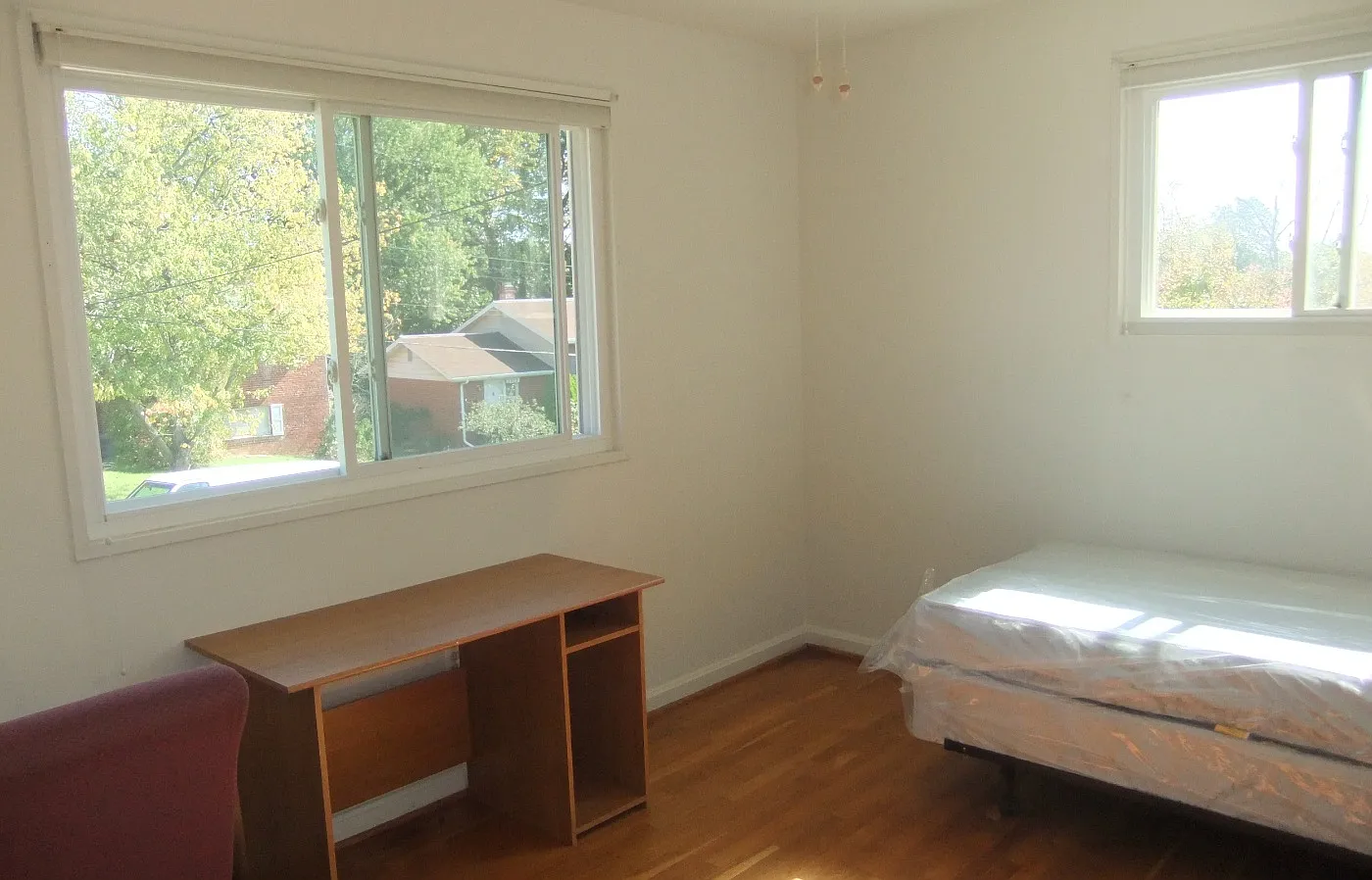 5 bed, 1818 sqft, $850 — Photo 4