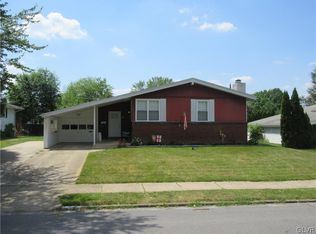 1523 Kadel Dr, Bethlehem, PA 18018