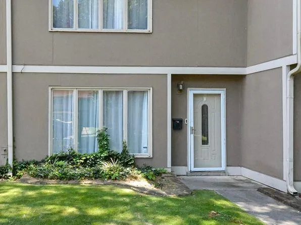 1814 Ashborough Rd SE APT G, Marietta, GA 30067