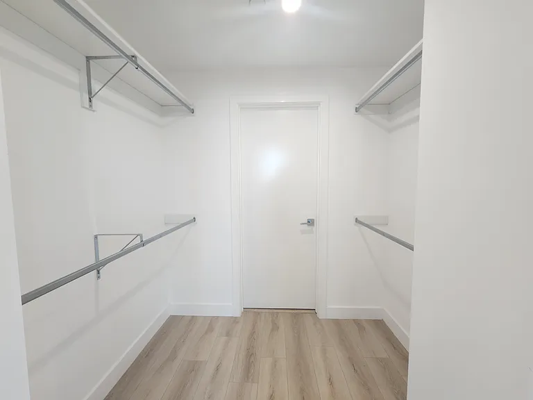 6061 Fulton Ave #4 — Photo 19