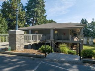 105 Country Club Rd UNIT 7, Hood River, OR 97031