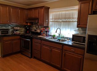 11 Bailey Pl, Staten Island, NY 10303