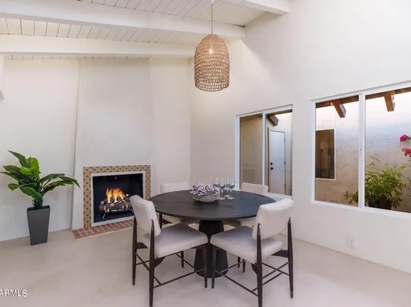 1242 E PALACIO Lane, Phoenix, AZ 85014