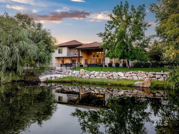 875 W Watersford Dr, Eagle, ID 83616