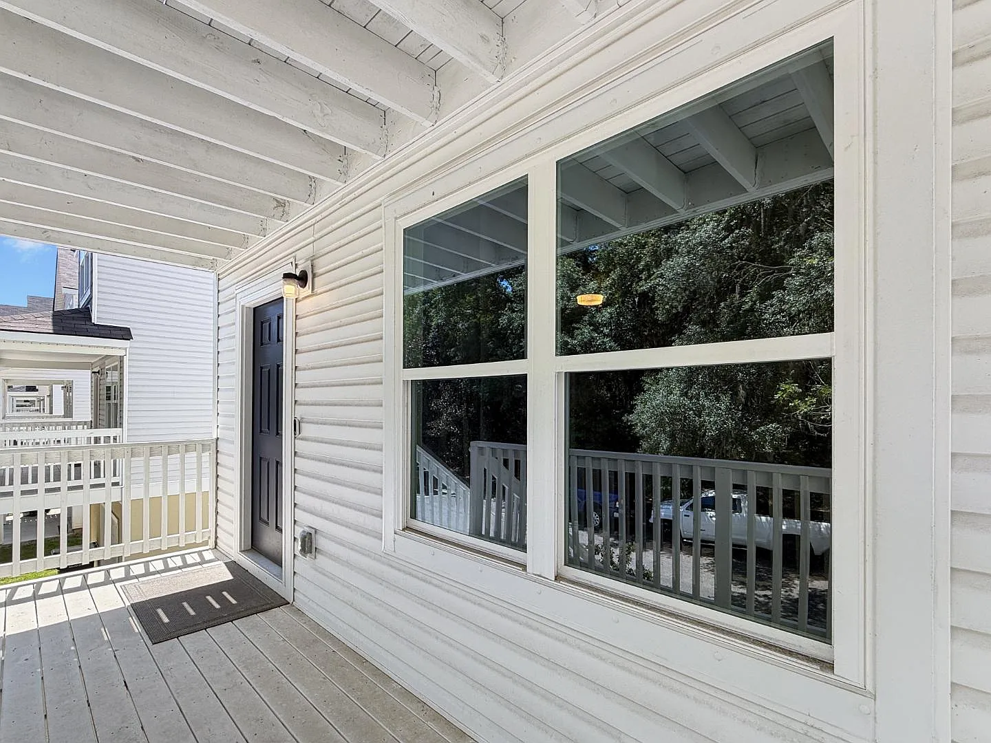 140 Palmetto Breeze Cir — Photo 2