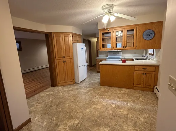 1004 22nd St #1, Cloquet, MN 55720